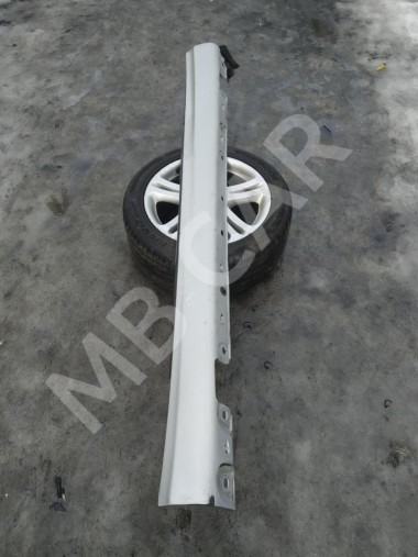 Порог пластиковый левый MERCEDES-BENZ C-класс W203/S203/CL203 (2000 - 2004) — Разборка Мерседес