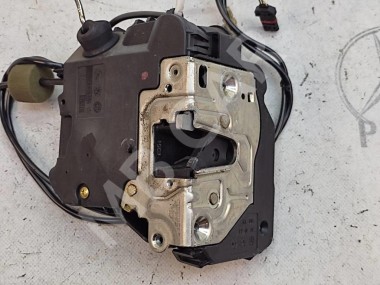 Замок двери передней правой MERCEDES-BENZ CLS-класс C219 (2004 - 2008) — Разборка Мерседес