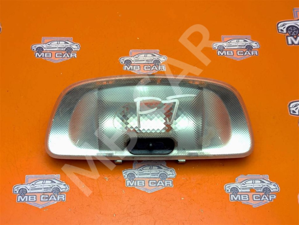 Плафон салона MERCEDES-BENZ Vito W638 (1996 - 2003) фото 1 &mdash; Разборка Мерседес