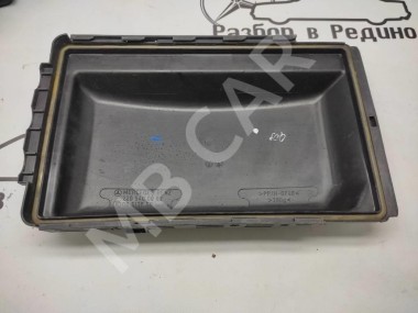 Крышка блока предохранителей MERCEDES-BENZ S-класс W220 (1998 - 2005) — Разборка Мерседес