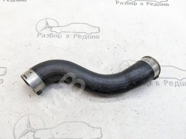 Патрубок интеркулера MERCEDES-BENZ E-класс W212/S212/C207/A207 (2009 - 2013) — Разборка Мерседес