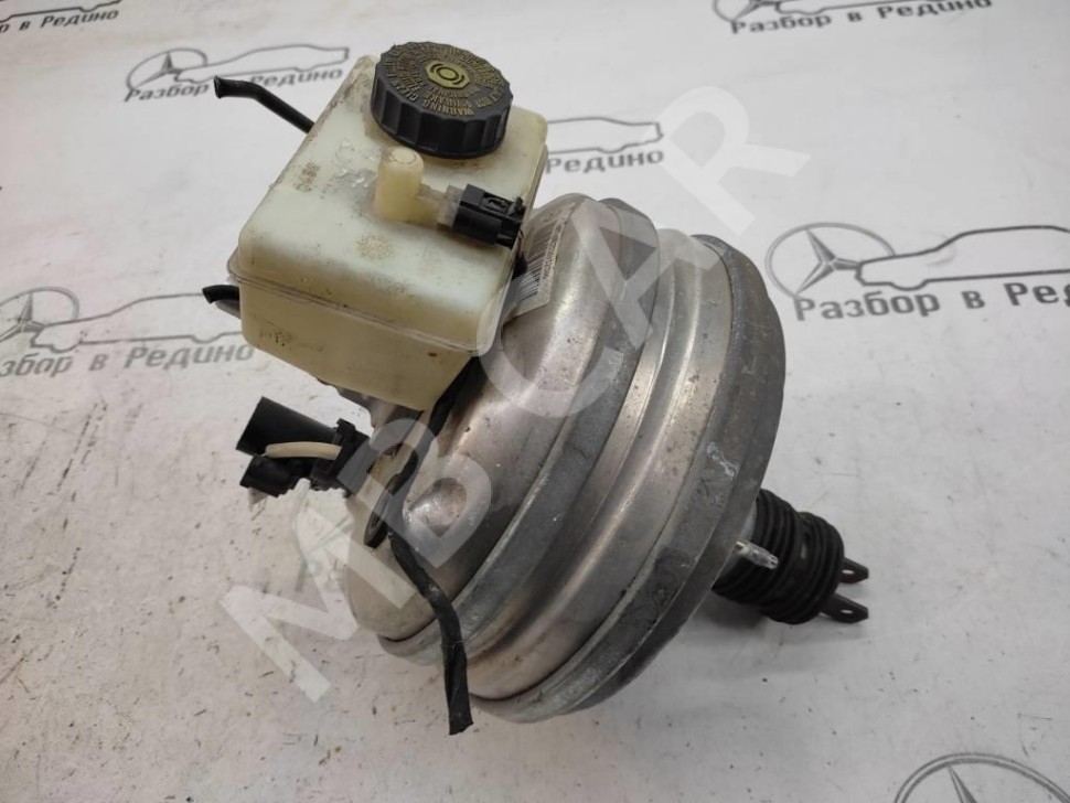 Вакуумный усилитель тормозов MERCEDES-BENZ S-класс W220 (1998 - 2005) фото 1 — Разборка Мерседес