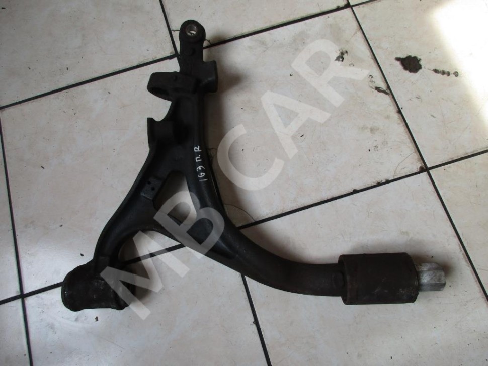 Рычаг передний нижний правый MERCEDES-BENZ M-класс W163 рестайлинг (2001 - 2005) фото 1 &mdash; Разборка Мерседес