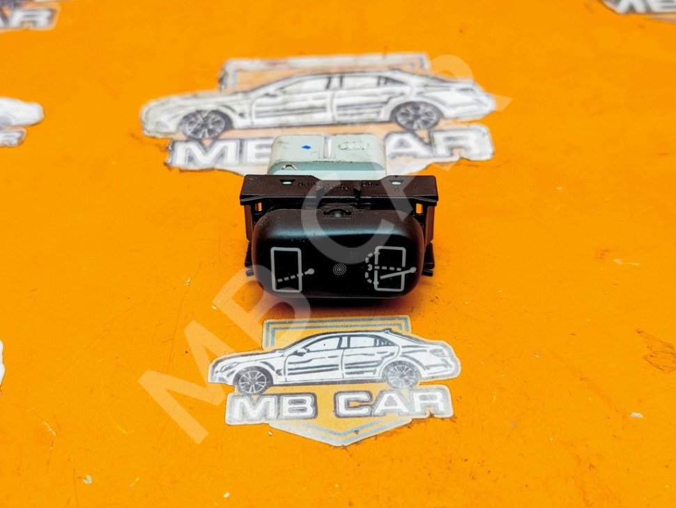 Кнопка MERCEDES-BENZ M-класс W163 (1997 - 2001) фото 1 &mdash; Разборка Мерседес
