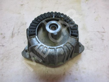 Опора двигателя MERCEDES-BENZ C-класс W204/S204 (2006 - 2011) — Разборка Мерседес