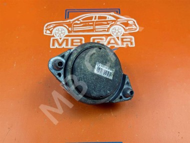 Опора двигателя MERCEDES-BENZ E-класс W212/S212/C207/A207 рестайлинг (2013 - 2016) — Разборка Мерседес
