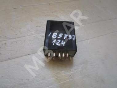 Блок рециркуляции ОГ MERCEDES-BENZ E-класс W124/S124/C124/A124 (1984 - 1997) — Разборка Мерседес