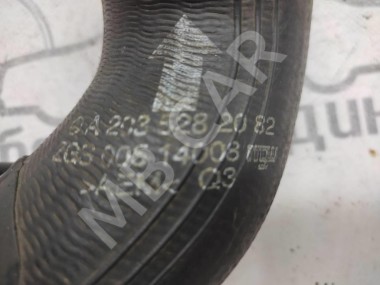 Патрубок интеркулера MERCEDES-BENZ C-класс W203/S203/CL203 (2000 - 2004) — Разборка Мерседес