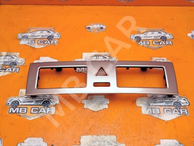 Накладка торпеды MERCEDES-BENZ C-класс W203/S203/CL203 рестайлинг (2004 - 2008) &mdash; Разборка Мерседес