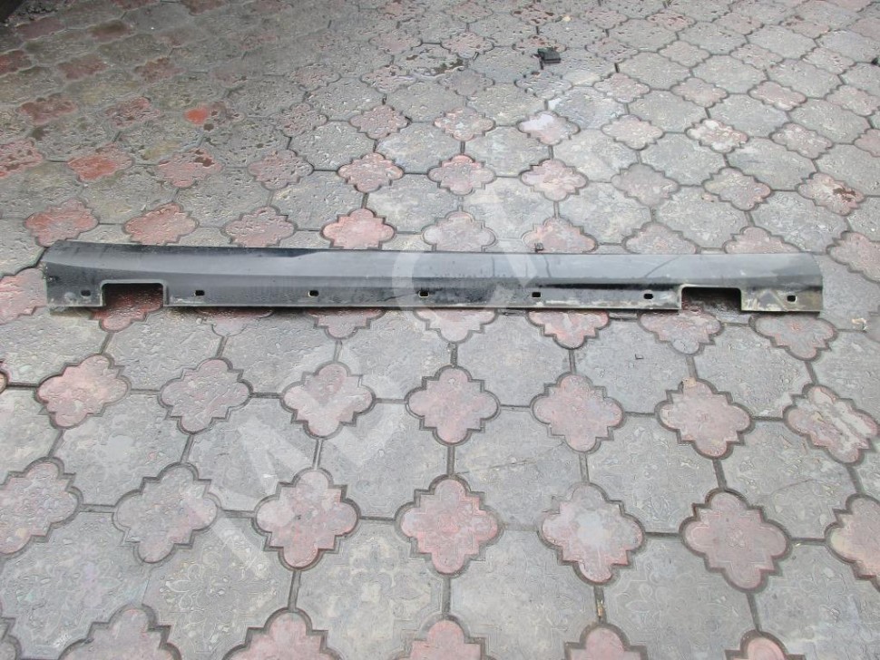 Порог пластиковый правый MERCEDES-BENZ E-класс W212/S212/C207/A207 рестайлинг (2013 - 2016) фото 1 &mdash; Разборка Мерседес