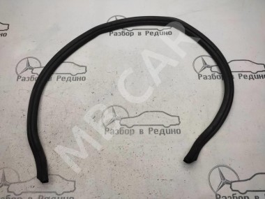 Уплотнитель капота MERCEDES-BENZ Vito W638 (1996 - 2003) — Разборка Мерседес