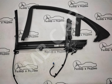 Шторка задней двери MERCEDES-BENZ S-класс W222/C217/A217 (2013 - 2017) — Разборка Мерседес