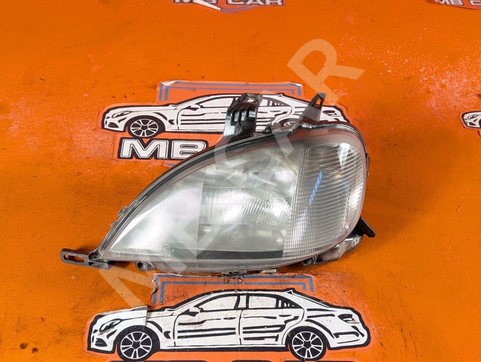 Фара левая MERCEDES-BENZ M-класс W163 (1997 - 2001) фото 1 &mdash; Разборка Мерседес
