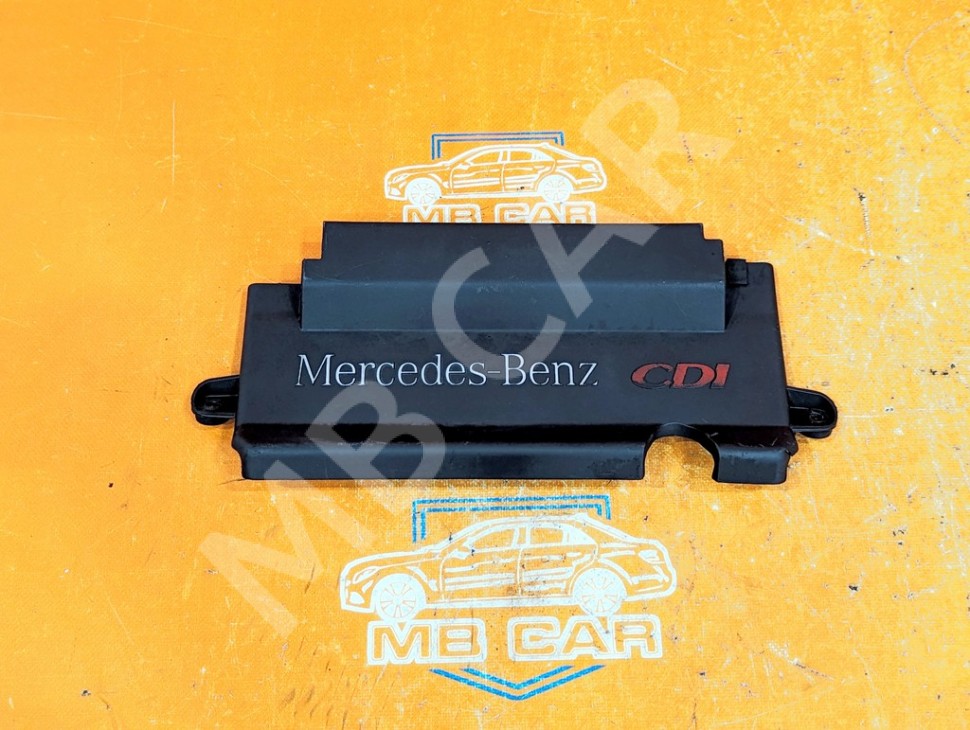 Крышка двигателя декоративная MERCEDES-BENZ Vito W638 (1996 - 2003) фото 1 — Разборка Мерседес