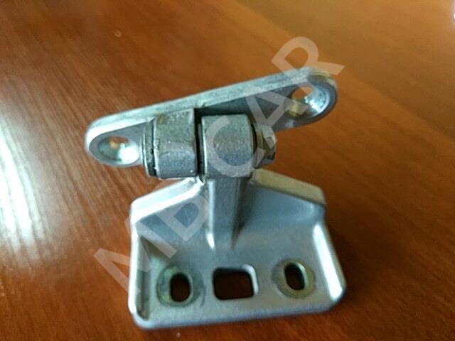 Петля двери MERCEDES-BENZ CLS-класс C219 (2004 - 2008) фото 1 — Разборка Мерседес