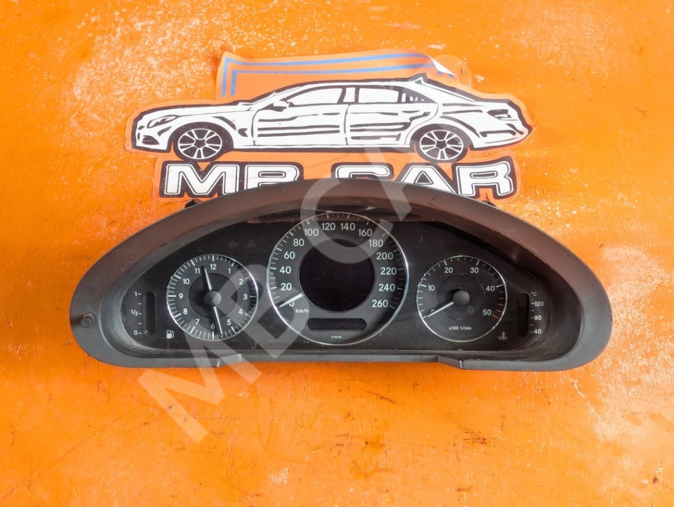 Щиток приборов MERCEDES-BENZ E-класс W211/S211 (2002 - 2006) фото 1 &mdash; Разборка Мерседес