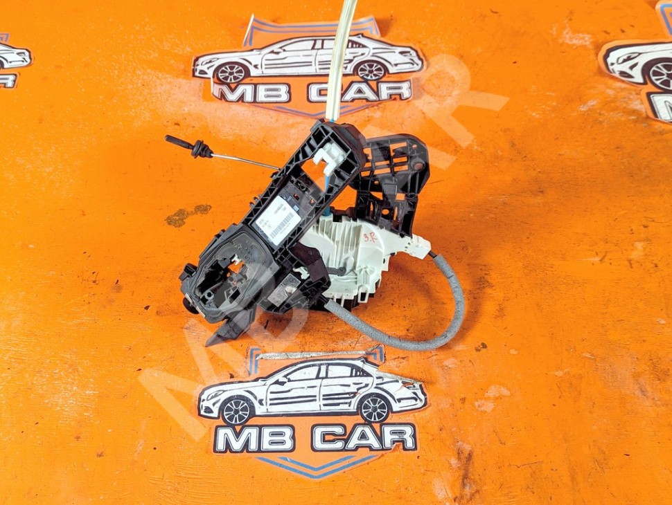 Замок двери задней правой MERCEDES-BENZ GLA-класс X156 (2013 - 2017) фото 1 &mdash; Разборка Мерседес