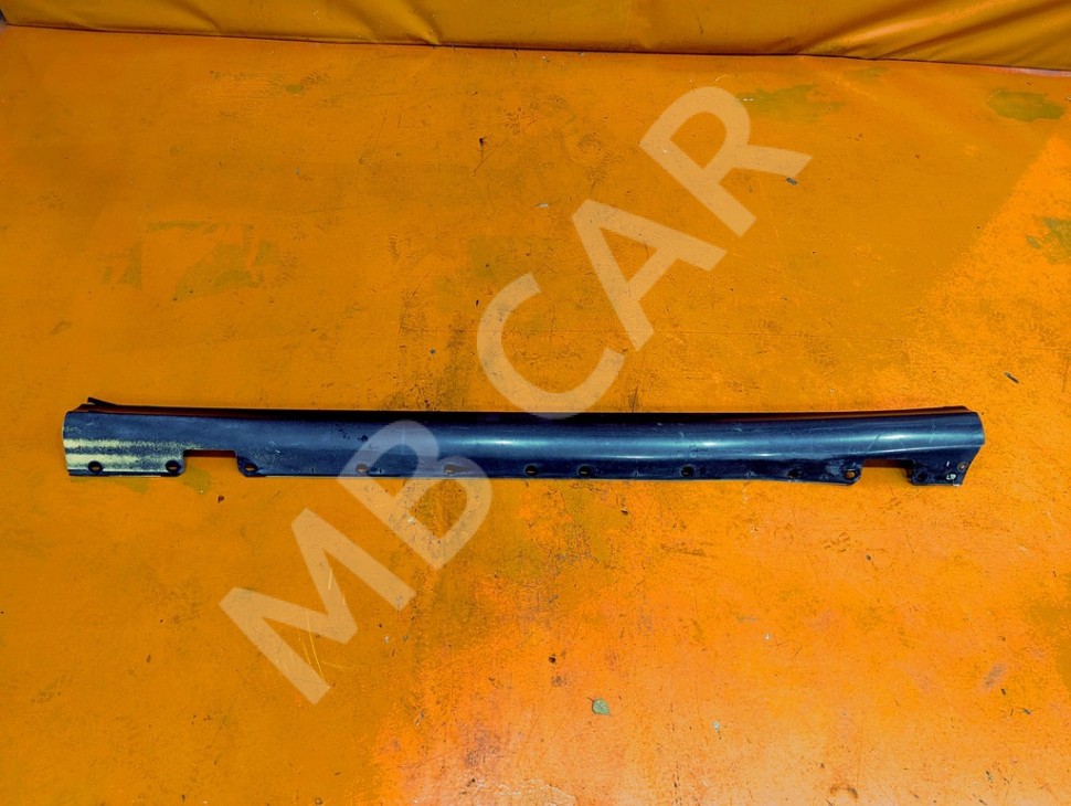 Порог пластиковый левый MERCEDES-BENZ E-класс W211/S211 (2002 - 2006) фото 1 — Разборка Мерседес