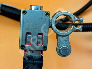 Провод стартера MERCEDES-BENZ E-класс W212/S212/C207/A207 рестайлинг (2013 - 2016) — Разборка Мерседес