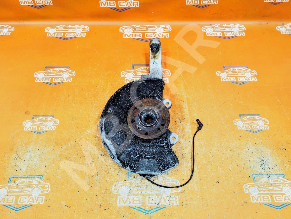 Кулак поворотный передний левый MERCEDES-BENZ GLE-класс W166 (2015 - 2018) фото 1 — Разборка Мерседес