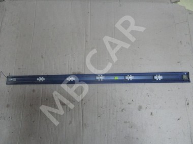 Молдинг двери MERCEDES-BENZ C-класс W203/S203/CL203 (2000 - 2004) — Разборка Мерседес