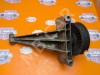Кронштейн обводного ролика MERCEDES-BENZ Sprinter W901-905 (1995 - 2006) фото 3 &mdash; Разборка Мерседес