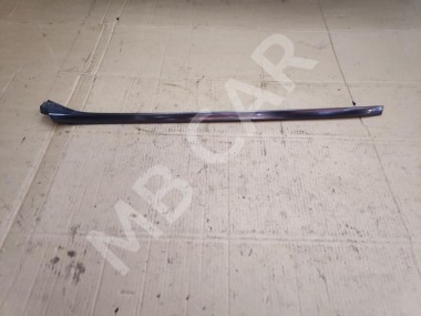 Молдинг лобового стекла MERCEDES-BENZ CLK-класс C209/W209 (2002 - 2005) — Разборка Мерседес
