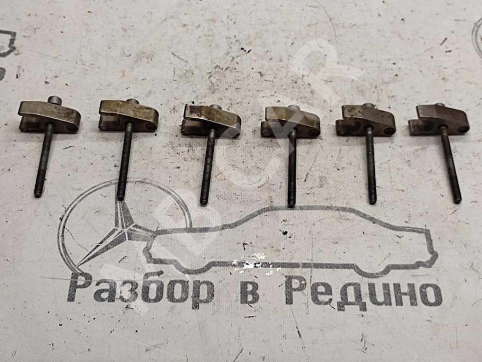 Кронштейн крепления форсунок MERCEDES-BENZ E-класс W211/S211 (2002 - 2006) фото 1 — Разборка Мерседес
