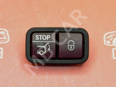 Кнопка закрытия багажника MERCEDES-BENZ GL-класс X166 (2012 - 2016) — Разборка Мерседес