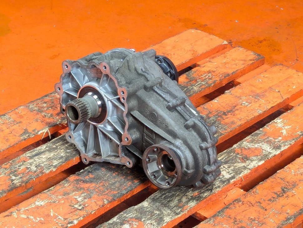 Раздаточная коробка MERCEDES-BENZ M-класс W164 (2005 - 2008) фото 1 &mdash; Разборка Мерседес