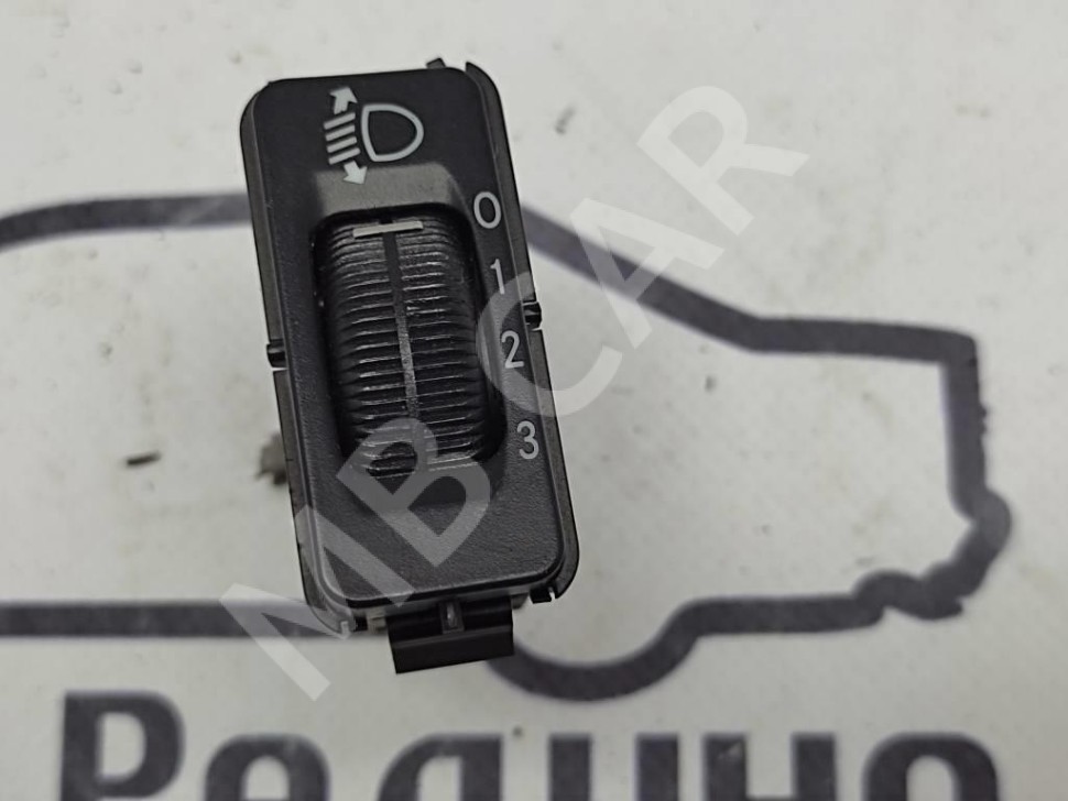 Кнопка корректора фар MERCEDES-BENZ M-класс W163 рестайлинг (2001 - 2005) фото 1 — Разборка Мерседес