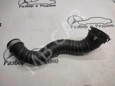 Патрубок интеркулера MERCEDES-BENZ C-класс W204/S204 (2006 - 2011) — Разборка Мерседес
