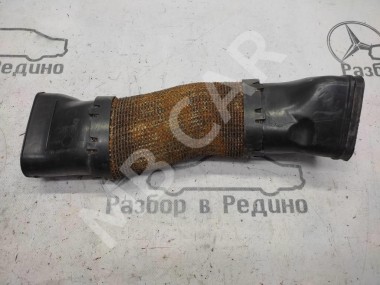 Патрубок воздушный MERCEDES-BENZ CLS-класс C219 (2004 - 2008) — Разборка Мерседес