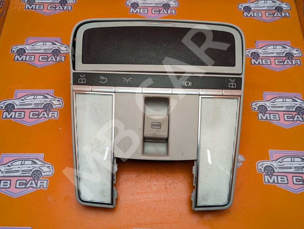 Плафон салона MERCEDES-BENZ S-класс W221 рестайлинг (2009 - 2013) фото 1 &mdash; Разборка Мерседес