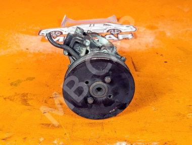 Помпа MERCEDES-BENZ Vito W638 (1996 - 2003) &mdash; Разборка Мерседес