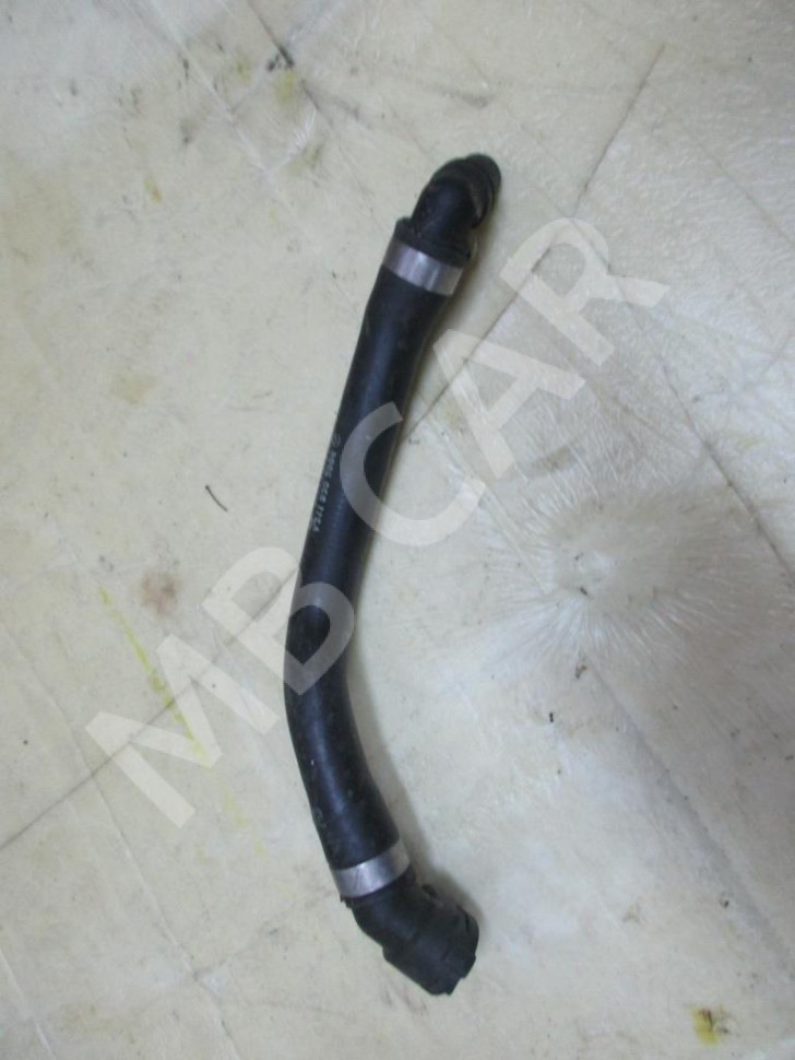 Патрубок ОЖ MERCEDES-BENZ CLS-класс C219 рестайлинг (2008 - 2010) фото 1 — Разборка Мерседес