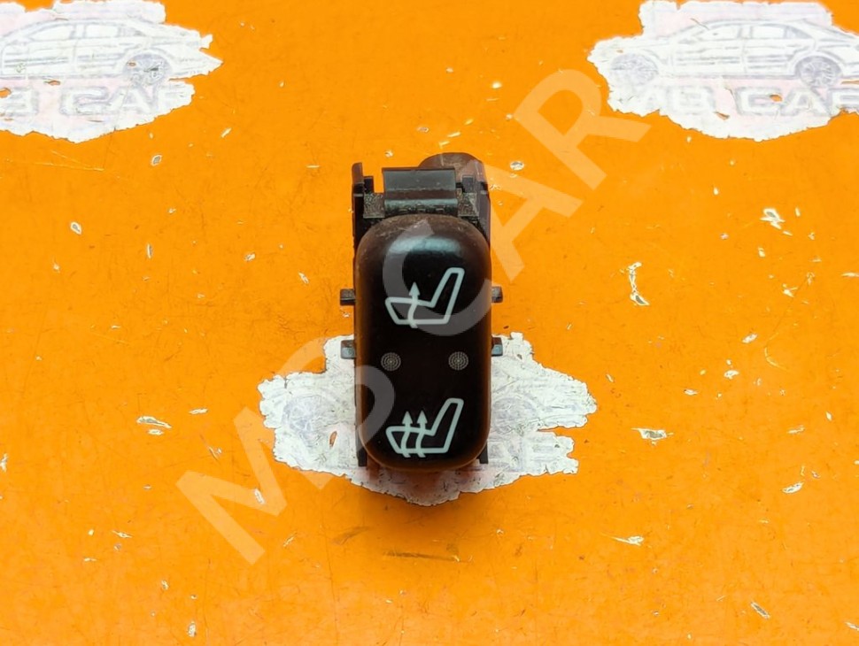 Кнопка обогрева сидений MERCEDES-BENZ M-класс W163 (1997 - 2001) фото 1 &mdash; Разборка Мерседес