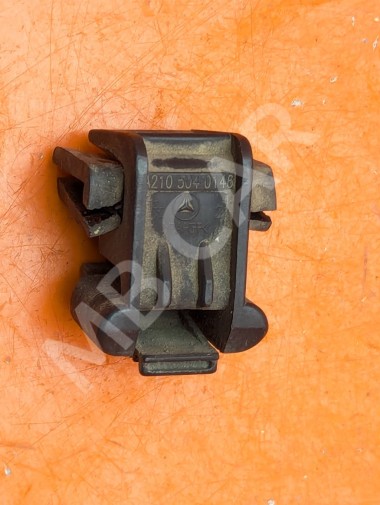 Клипса радиатора MERCEDES-BENZ E-класс W210/S210 (1995 - 1999) &mdash; Разборка Мерседес