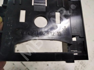 Крепежная пластина MERCEDES-BENZ E-класс W211/S211 (2002 - 2006) — Разборка Мерседес