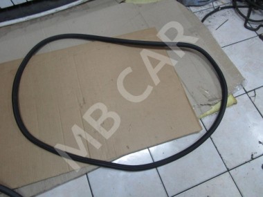 Уплотнитель дверного проема ( на кузове ) MERCEDES-BENZ A-класс AMG W177 (2019 - 2023) — Разборка Мерседес