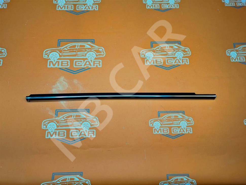 Молдинг стекла двери MERCEDES-BENZ E-класс W212/S212/C207/A207 рестайлинг (2013 - 2016) фото 1 — Разборка Мерседес