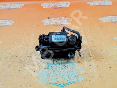 Компрессор пневмоподвески MERCEDES-BENZ S-класс W220 рестайлинг (2002 - 2005) — Разборка Мерседес