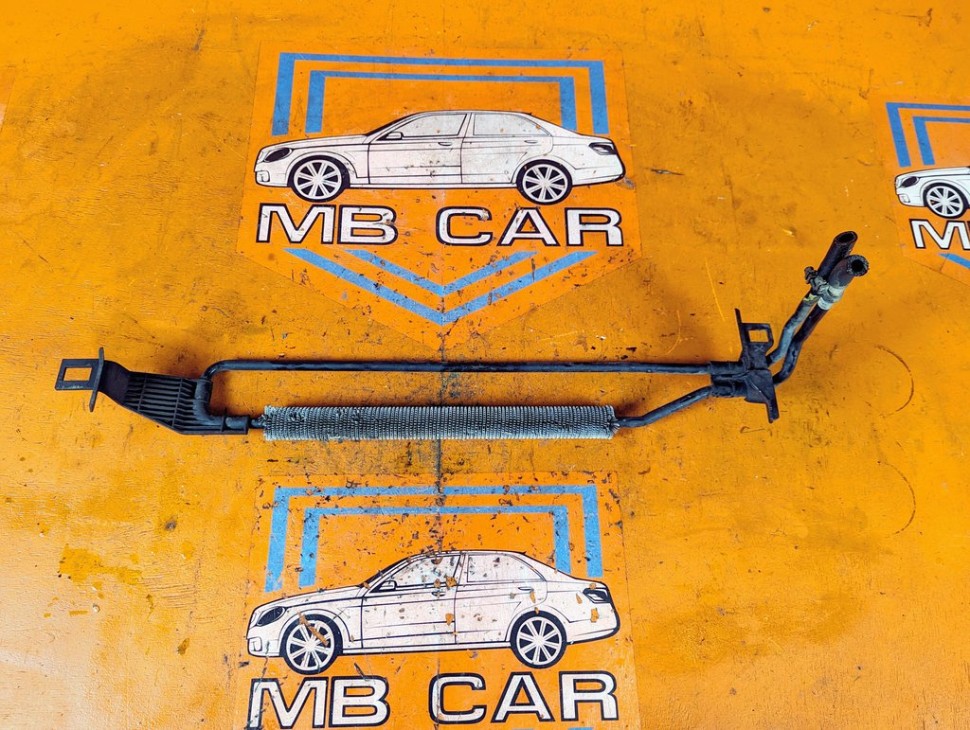 Радиатор ГУРа MERCEDES-BENZ CLS-класс C219 (2004 - 2008) фото 1 &mdash; Разборка Мерседес