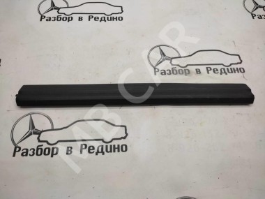 Накладка порога внутренняя MERCEDES-BENZ CLS-класс C218/X218 (2010 - 2014) — Разборка Мерседес