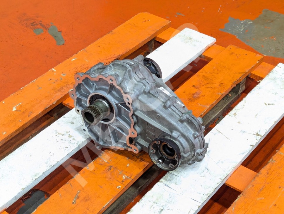 Раздаточная коробка MERCEDES-BENZ GL-класс X166 (2012 - 2016) фото 1 — Разборка Мерседес