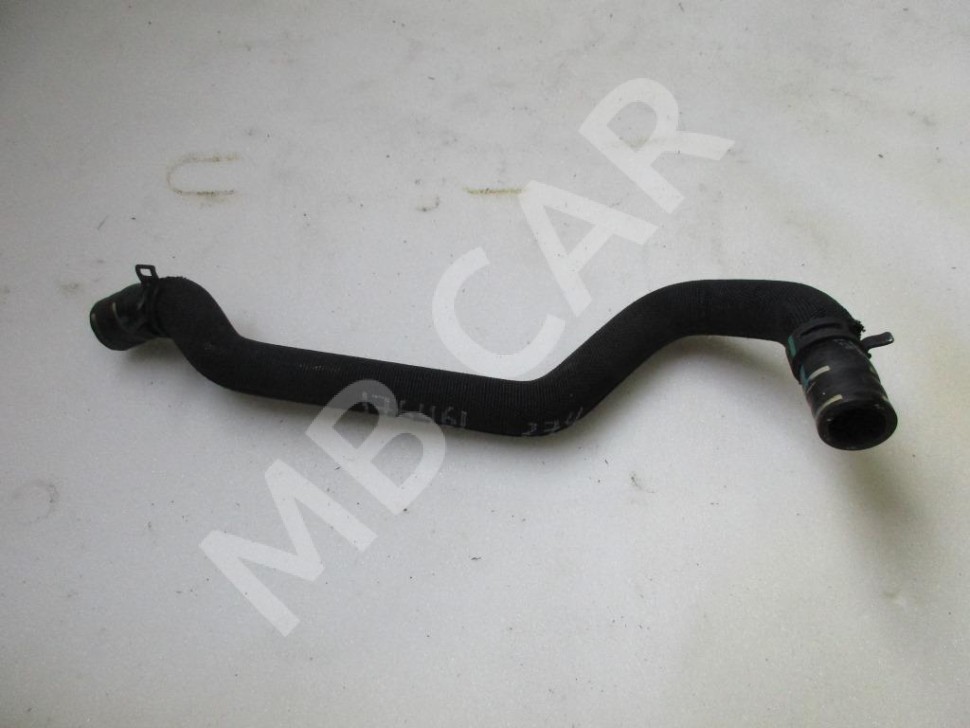 Патрубок ОЖ MERCEDES-BENZ C-класс W205/S205/C205/A205 (2014 - 2018) фото 1 &mdash; Разборка Мерседес