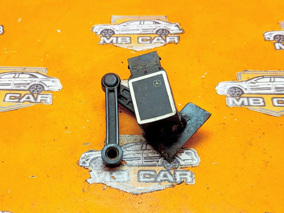 Датчик уровня пола MERCEDES-BENZ R-класс W251 рестайлинг (2007 - 2010) R 350d 3.0 4MATIC 7G-Tronic (224 л.с.) фото 1 &mdash; Разборка Мерседес