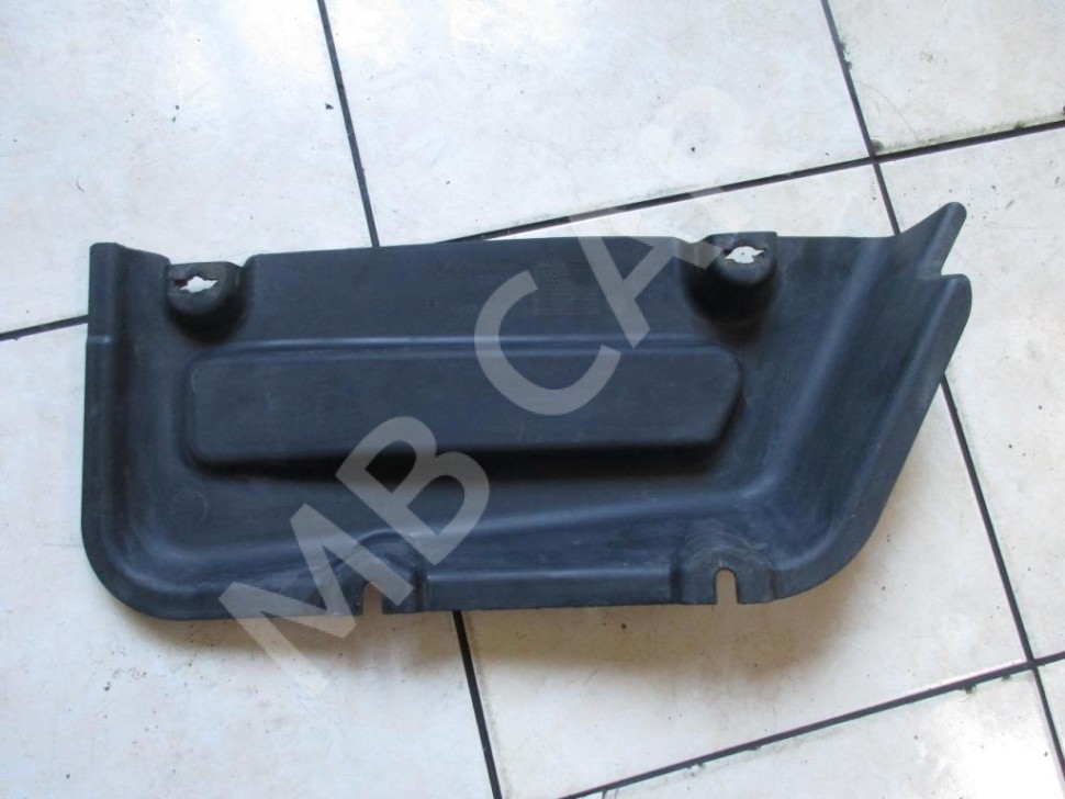 Накладка MERCEDES-BENZ C-класс W204/S204 (2006 - 2011) фото 1 &mdash; Разборка Мерседес