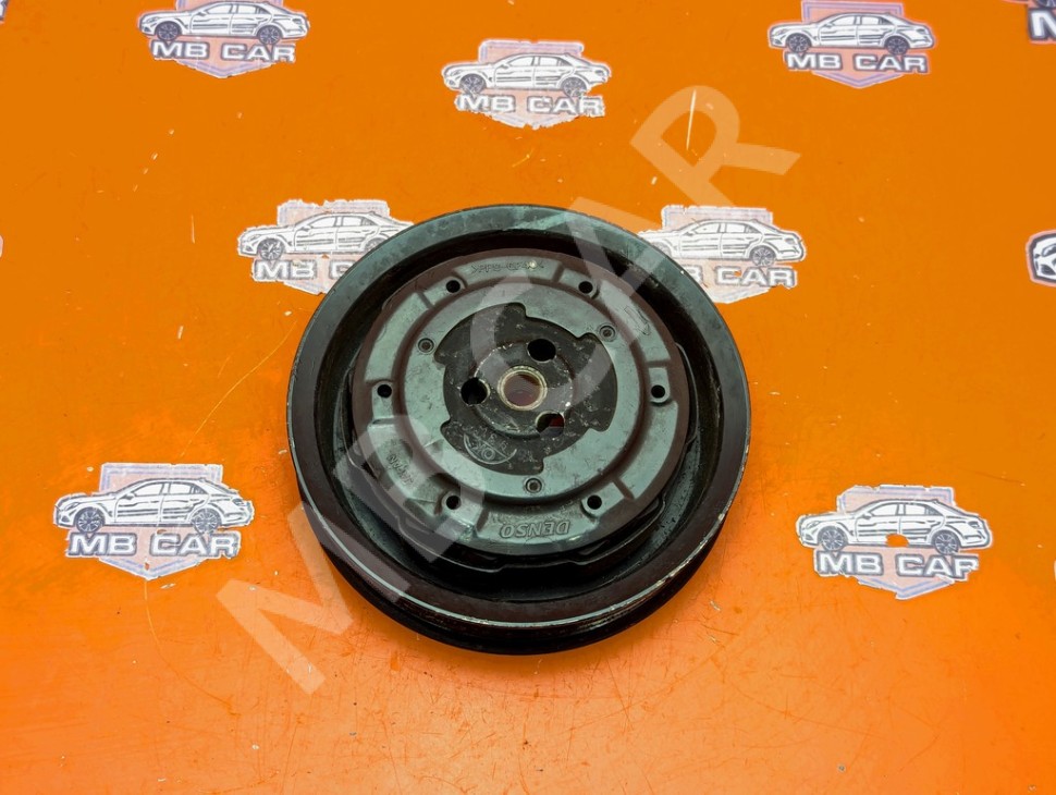 Шкив компрессора кондиционера MERCEDES-BENZ A-класс W168 рестайлинг (2001 - 2004) фото 1 — Разборка Мерседес