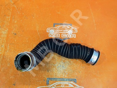 Патрубок интеркулера MERCEDES-BENZ C-класс W203/S203/CL203 рестайлинг (2004 - 2008) — Разборка Мерседес